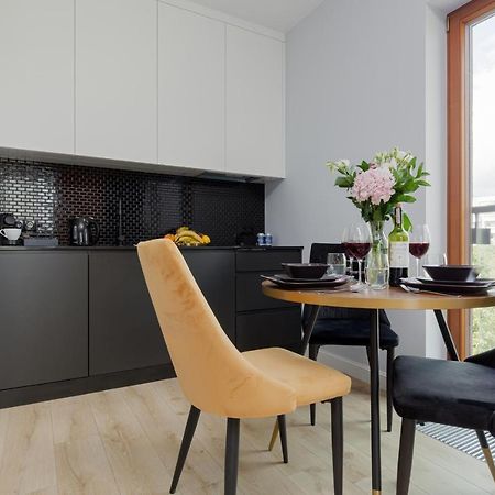 Studio Centrum Pawia 51 Apartments By Renters Prestige Варшава Экстерьер фото